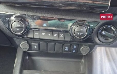 Toyota Hilux VIII, 2025 год, 5 150 000 рублей, 8 фотография