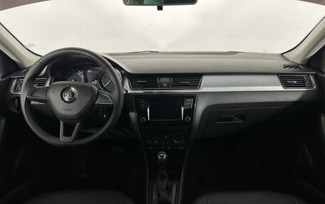 Skoda Rapid I, 2019 год, 1 400 000 рублей, 7 фотография