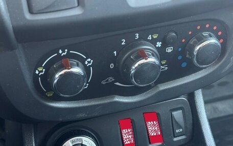 Renault Duster I рестайлинг, 2016 год, 1 239 000 рублей, 18 фотография