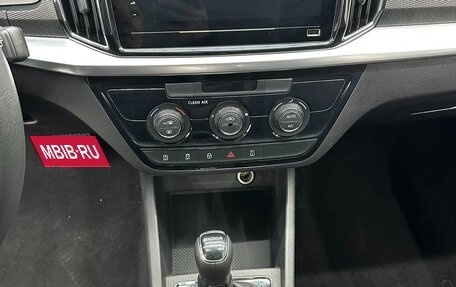 Skoda Kamiq I, 2022 год, 1 650 000 рублей, 10 фотография