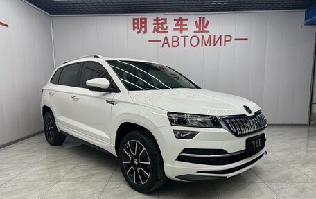 Skoda Karoq I, 2022 год, 2 320 000 рублей, 3 фотография
