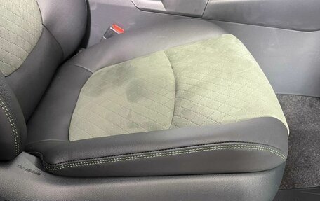 Toyota RAV4, 2025 год, 4 339 000 рублей, 17 фотография