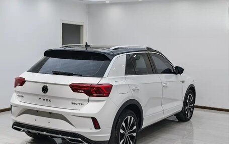 Volkswagen T-Roc I, 2021 год, 1 650 000 рублей, 4 фотография