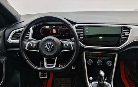 Volkswagen T-Roc I, 2021 год, 1 650 000 рублей, 9 фотография