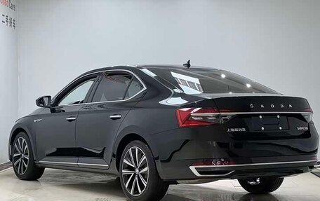Skoda Superb, 2024 год, 2 385 000 рублей, 3 фотография