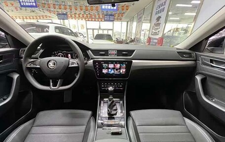 Skoda Superb, 2024 год, 2 385 000 рублей, 8 фотография