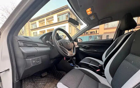 Toyota Yaris XP150 рестайлинг, 2022 год, 1 170 004 рублей, 4 фотография