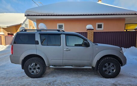 Nissan Pathfinder, 2005 год, 750 000 рублей, 2 фотография