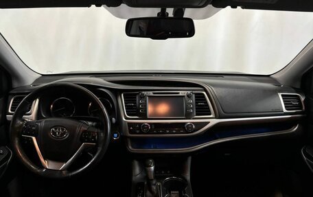 Toyota Highlander III, 2014 год, 2 900 000 рублей, 11 фотография