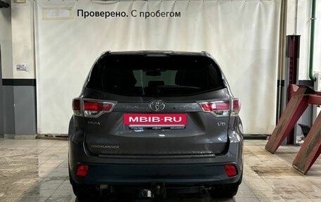 Toyota Highlander III, 2014 год, 2 900 000 рублей, 25 фотография