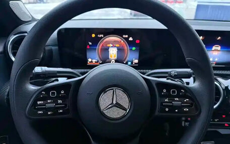 Mercedes-Benz A-Класс, 2023 год, 2 800 000 рублей, 6 фотография