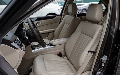 Mercedes-Benz E-Класс, 2015 год, 2 098 000 рублей, 10 фотография