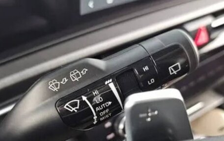 KIA Sportage IV рестайлинг, 2025 год, 13 фотография