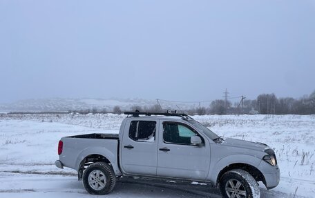 Nissan Navara (Frontier), 2007 год, 1 060 000 рублей, 3 фотография