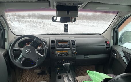 Nissan Navara (Frontier), 2007 год, 1 060 000 рублей, 6 фотография