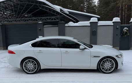 Jaguar XF II, 2017 год, 2 150 000 рублей, 5 фотография