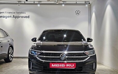 Volkswagen Jetta VII, 2022 год, 1 850 009 рублей, 2 фотография