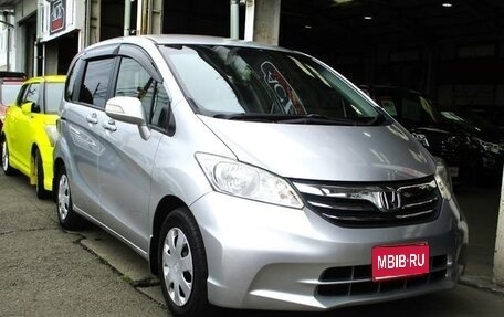 Honda Freed I, 2011 год, 784 000 рублей, 1 фотография