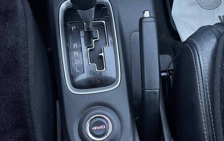 Mitsubishi Outlander III рестайлинг 3, 2016 год, 1 900 000 рублей, 11 фотография