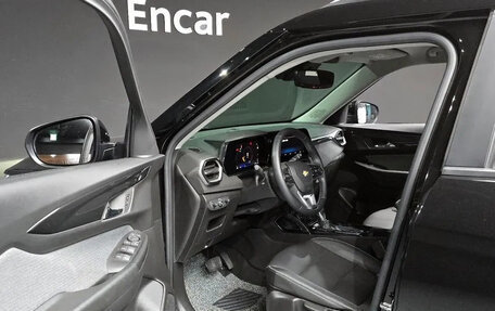 Chevrolet TrailBlazer, 2023 год, 1 800 000 рублей, 4 фотография