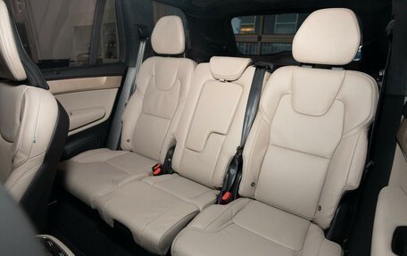 Volvo XC90 II рестайлинг, 2025 год, 13 000 000 рублей, 8 фотография