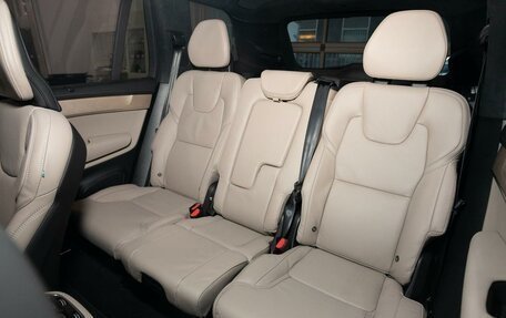 Volvo XC90 II рестайлинг, 2025 год, 13 000 000 рублей, 13 фотография