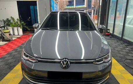 Volkswagen Golf VIII, 2023 год, 1 625 000 рублей, 2 фотография