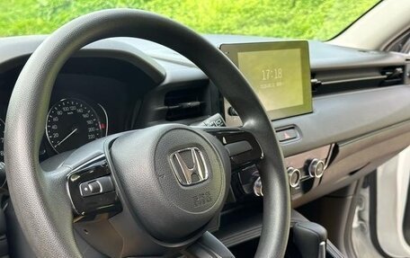 Honda Vezel, 2023 год, 1 650 000 рублей, 12 фотография