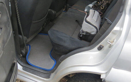 Suzuki Grand Vitara, 2004 год, 700 000 рублей, 24 фотография