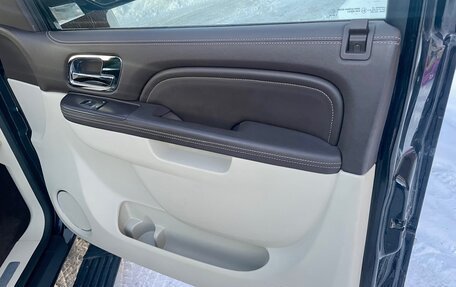 Cadillac Escalade III, 2011 год, 2 250 000 рублей, 19 фотография