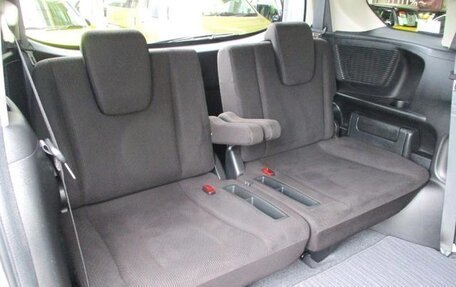 Honda Freed I, 2011 год, 784 000 рублей, 12 фотография