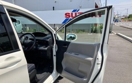 Honda Freed I, 2010 год, 732 000 рублей, 13 фотография