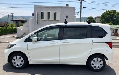 Honda Freed I, 2010 год, 732 000 рублей, 25 фотография