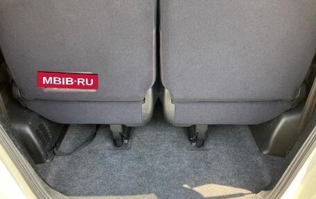 Honda Freed I, 2010 год, 732 000 рублей, 36 фотография