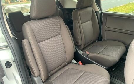 Honda Freed II, 2018 год, 1 328 000 рублей, 22 фотография