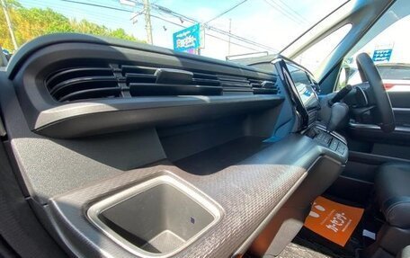 Honda Stepwgn IV, 2022 год, 2 176 000 рублей, 17 фотография