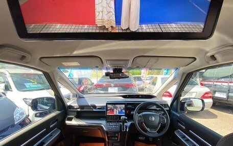 Honda Stepwgn IV, 2022 год, 2 176 000 рублей, 15 фотография