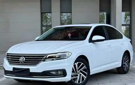 Volkswagen Lavida, 2022 год, 1 600 000 рублей, 1 фотография