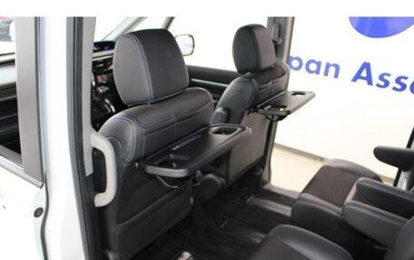 Honda Stepwgn IV, 2022 год, 2 271 000 рублей, 11 фотография