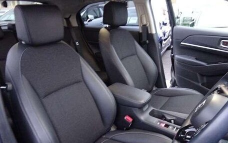 Honda Vezel, 2022 год, 2 048 000 рублей, 13 фотография