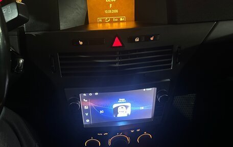 Opel Astra H, 2006 год, 245 000 рублей, 10 фотография