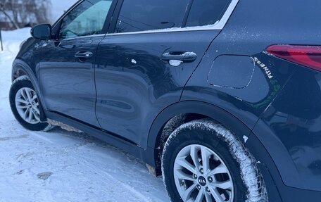 KIA Sportage IV рестайлинг, 2021 год, 2 100 000 рублей, 4 фотография