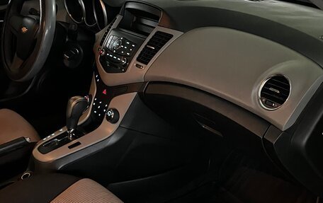 Chevrolet Cruze II, 2012 год, 600 000 рублей, 9 фотография