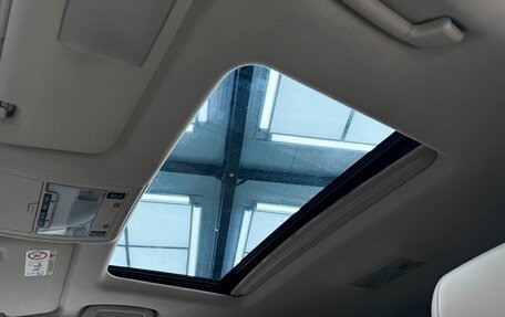 Toyota Land Cruiser 200, 2015 год, 3 890 000 рублей, 18 фотография