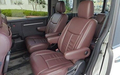 Honda Stepwgn IV, 2016 год, 1 670 000 рублей, 8 фотография