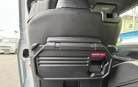 Daihatsu Tanto IV, 2023 год, 879 000 рублей, 25 фотография