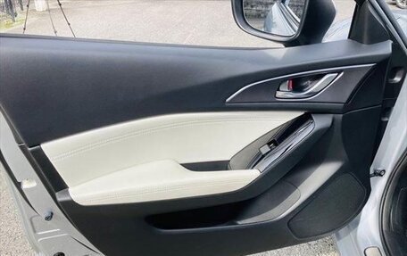 Mazda Axela, 2015 год, 1 031 000 рублей, 14 фотография