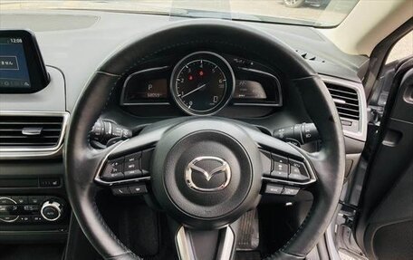 Mazda Axela, 2015 год, 1 031 000 рублей, 23 фотография