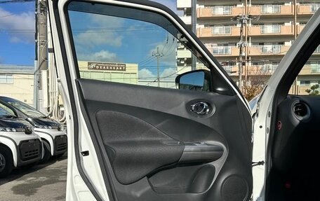 Nissan Juke II, 2015 год, 17 фотография