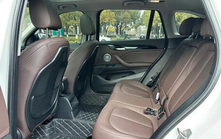 BMW X1, 2022 год, 2 600 000 рублей, 15 фотография